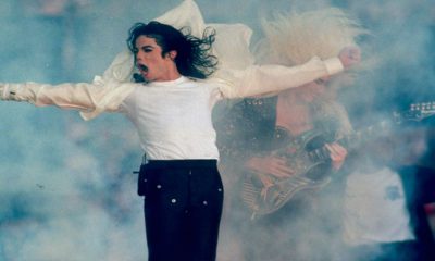 Photo of Michael Jackson performing at Super Bowl XXVII