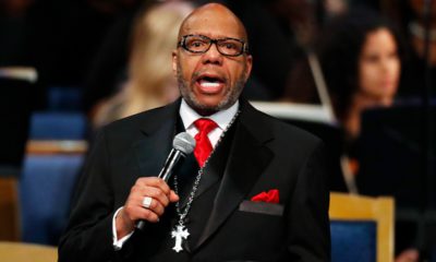 Photo of the Rev. Jasper Williams, Jr. during the funeral service for Aretha Franklin