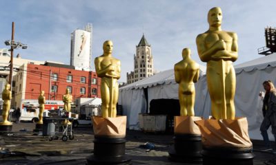 Photo of Oscar statues