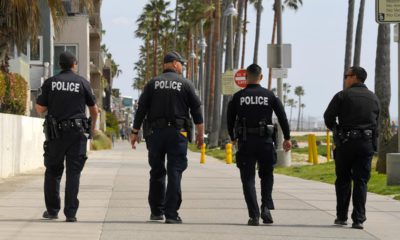 Photo of LAPD officers